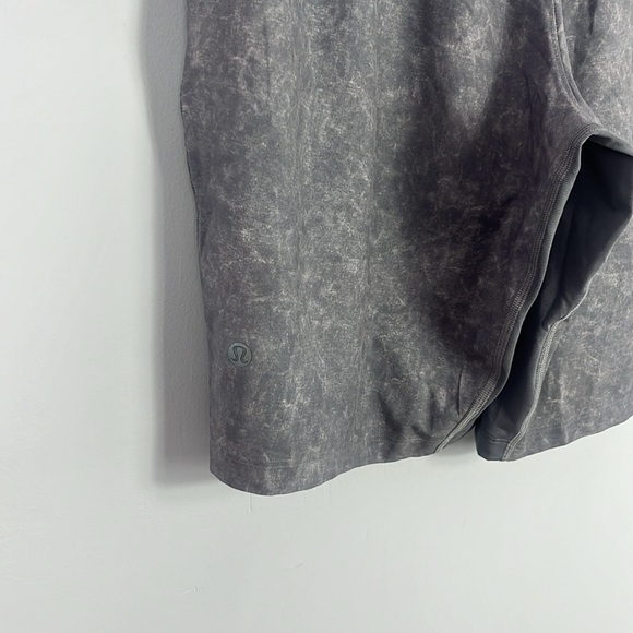 Lululemon T.H.E. Short 9” Linerless - Picture 10 of 12